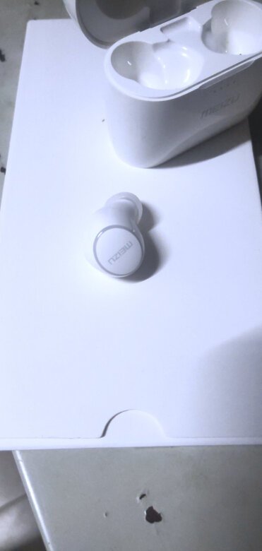 感觉很好，虽然手机做的不好，但是耳机真的