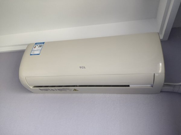 
外形外观：外形外观：第一次使用TCL空