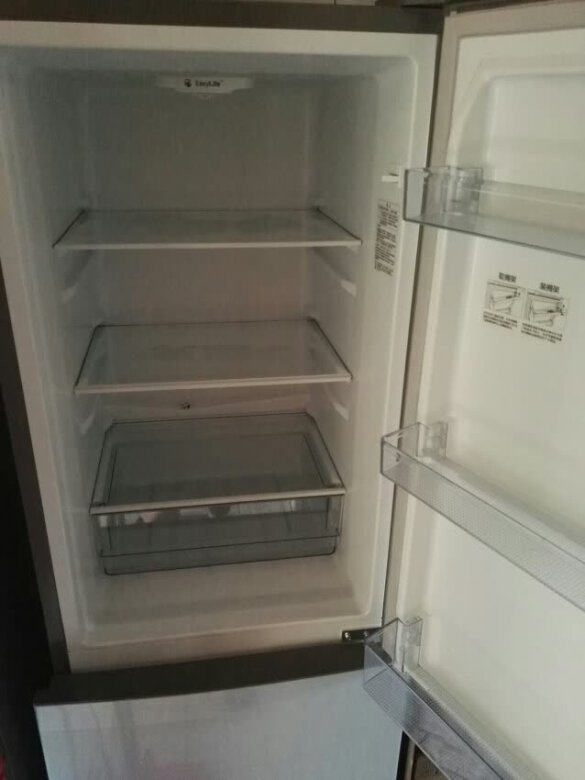 两门的冰箱经济实惠。家里老人用起来也很方
