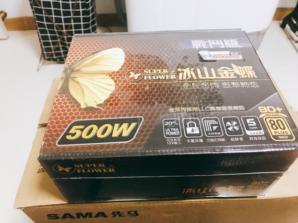 
都说金牌电源最好，朋友推荐的牌子。用着