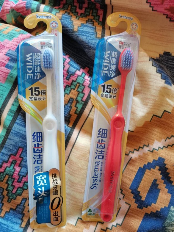 刷头宽，刷毛软，刷起来很舒适，可以多刷一
