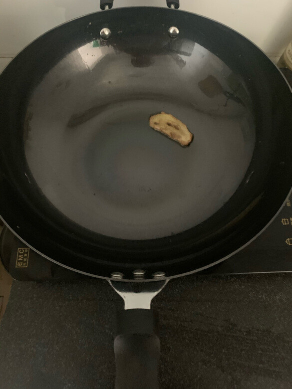 我家这个铁锅让我开完锅，后期每次炒完菜洗
