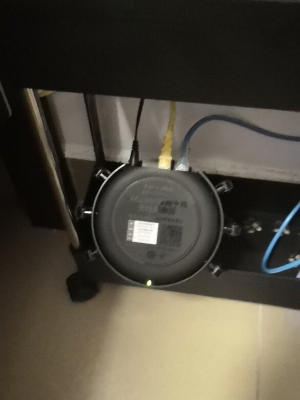 非常小巧，很适合出租屋公寓，2.4和5G