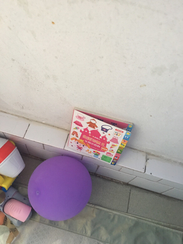 很不错,孩子每天都要去看书