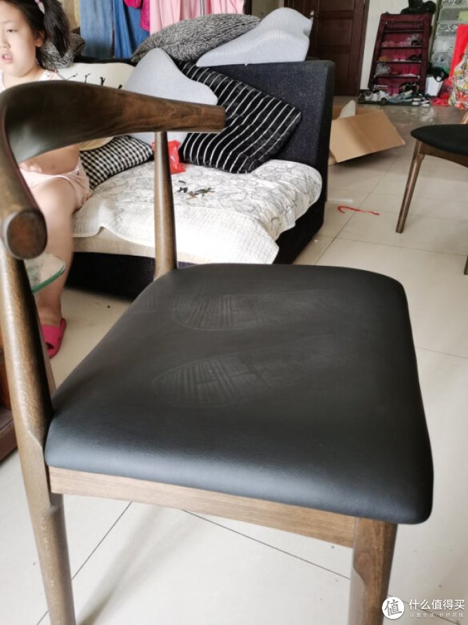 家逸客厅家具