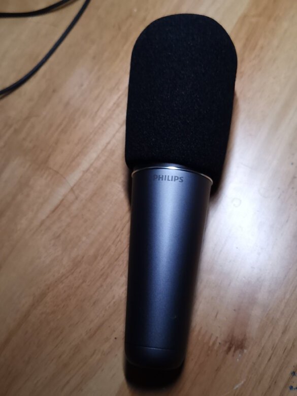 音质音效：还可以，但跟一般的话筒外接音响