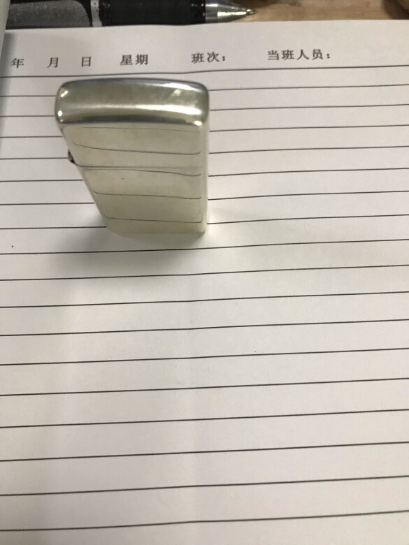 
非常漂亮，不错，轻巧型，没其他的那么大