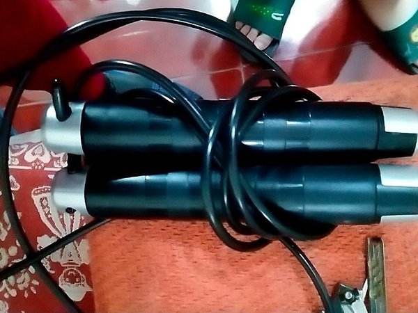 跳绳质量不错绳子结实转动灵活不打结
