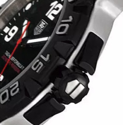 TAG Heuer 泰格豪雅 Formular1系列 WAH1110.BA0858 男士石英手表 42mm 黑盘 银色不锈钢带 圆形