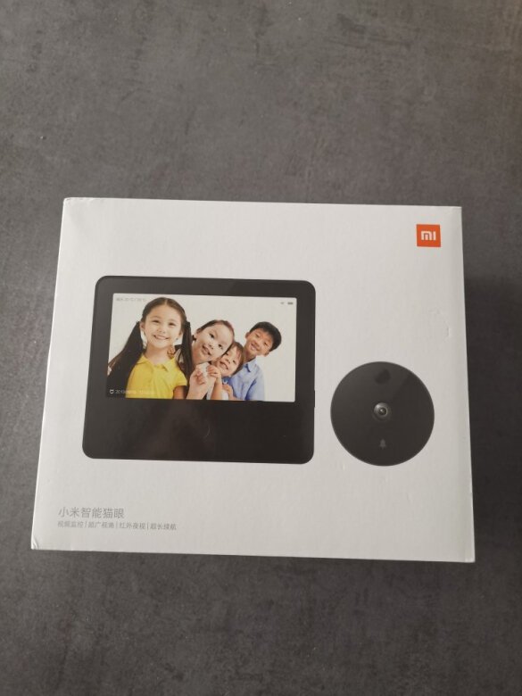 手感不错，表面哑光黑漆，金属材质很扎实，