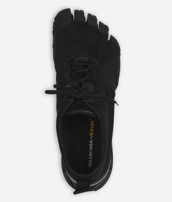 小编精选:BALENCIAGA 巴黎世家 x Vibram 限量版 Toe 五趾鞋