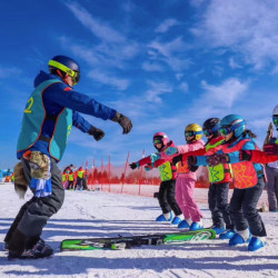 可能是2020年最后一次Club Med Joyview促销了！北京延庆度假村2晚 一价全包+石京龙雪场荧光夜滑派对