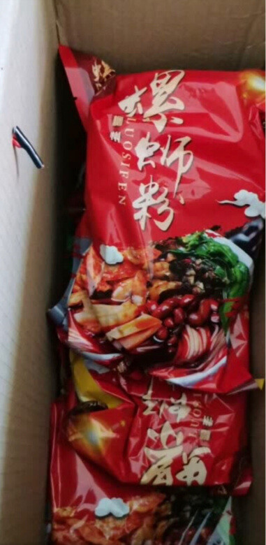这个螺蛳粉真的很好吃，料也很足，味道也很