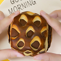 麦吉士_丹麦蜂巢巧克力面包吐司早餐蛋糕整箱手撕营养休闲零食品
