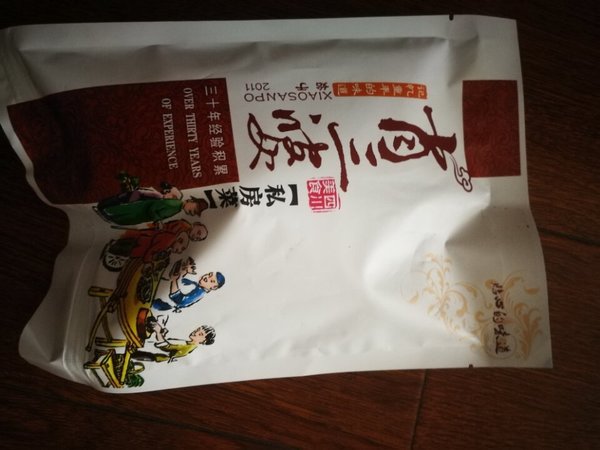 味道有些辣辣的、甜甜的，非常适合我的口味