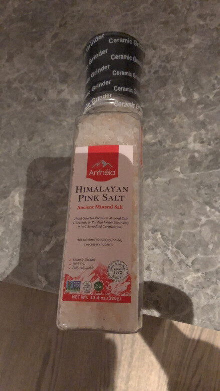 包装完整，颗粒均匀，加黑胡椒研磨器味道不