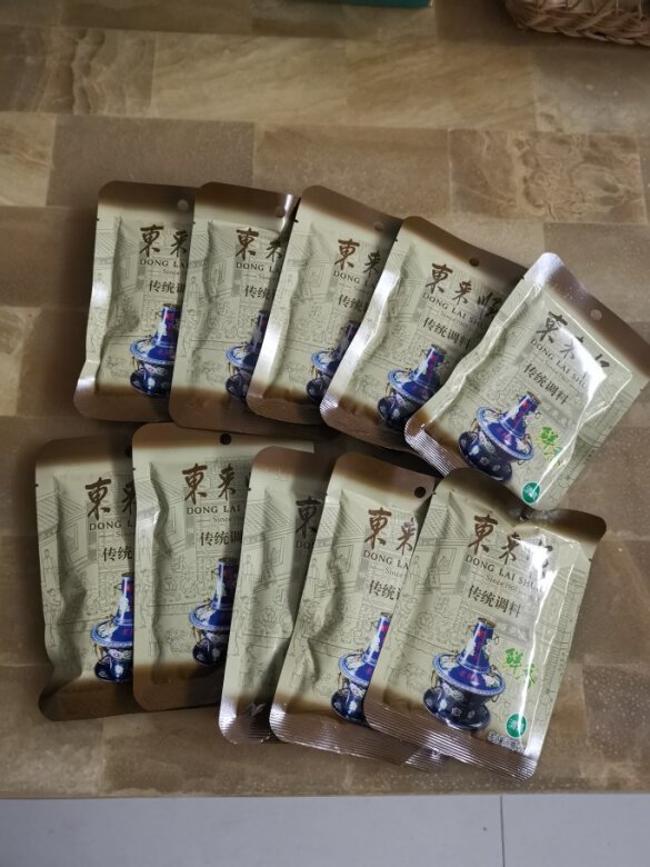 实实在在的10包调料，想想都很香的，明天