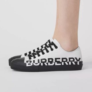 BURBERRY 博柏利 中性运动帆布鞋 80109101 光白色/黑色