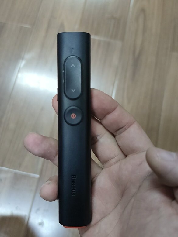倍思的东西一直用着还不错，这次是奔着品牌