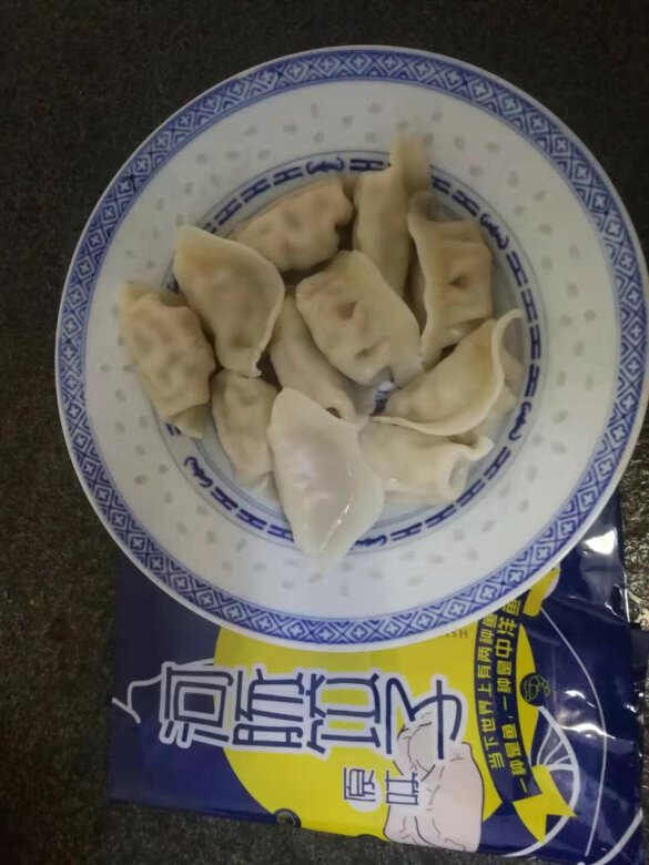 抱着尝鲜的心态买的，冬至赶个时令，口味挺