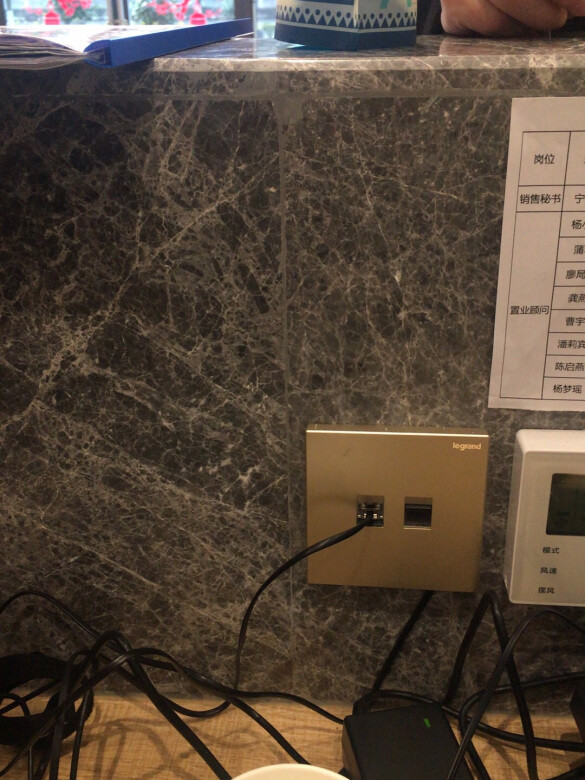 东西好，所以一次看到了两套。