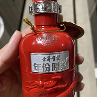 送到家先开了一瓶,可能是路上颠簸的原因,