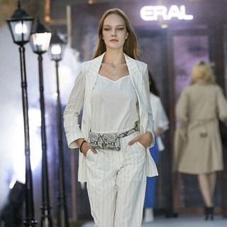 艾莱依西装外套女2021新款春装法式条纹小西装感通勤气质西服 本白色 155