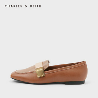 CHARLES＆KEITH2021春季CK1-70380818女士金属扣饰方头乐福鞋 Cognac白兰地色 35