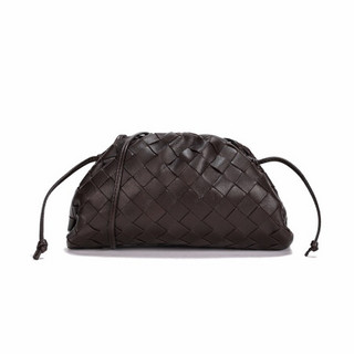 BOTTEGA VENETA 葆蝶家 POUCH系列 女士迷你手拿包 585852VCPP12135 深棕色