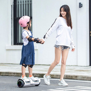 360 平衡车智能双轮体感平行车成年儿童代步遥控车8-12岁 平衡车V1白+护具6件套+头盔粉（实心胎/炫彩灯）