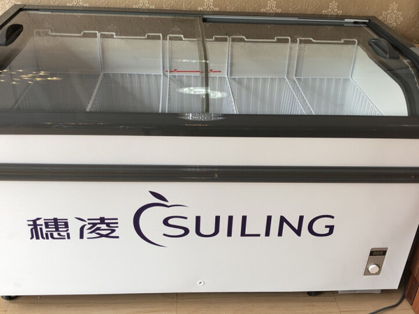 
冰柜总体是不错的，不过可能体积太大冻雪