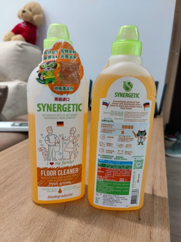用来清洁地板的,清香味,还不错。