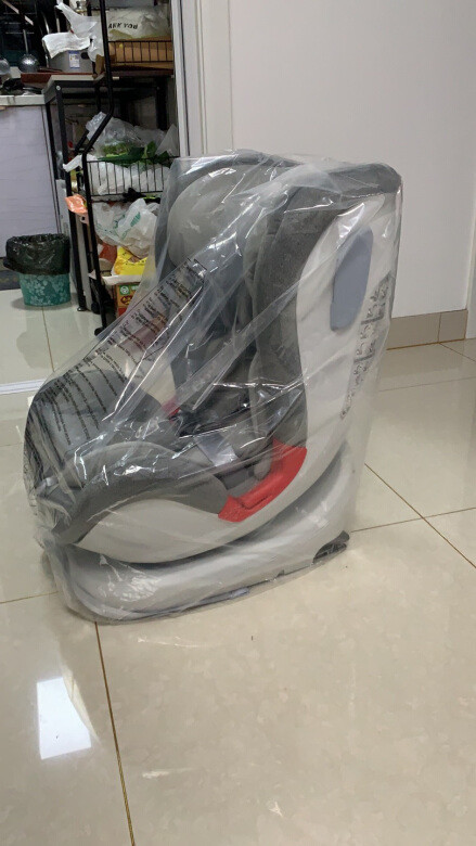 安全座椅做工很棒，功能也跟主流品牌的安全