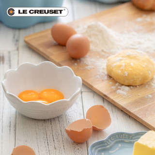 法国 LE CREUSET 酷彩 炻瓷14厘米花边碗 创意甜品点心家用餐饭碗