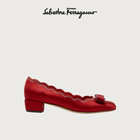 Salvatore Ferragamo/菲拉格慕 女士VARA贝壳形铆钉高跟鞋 740872