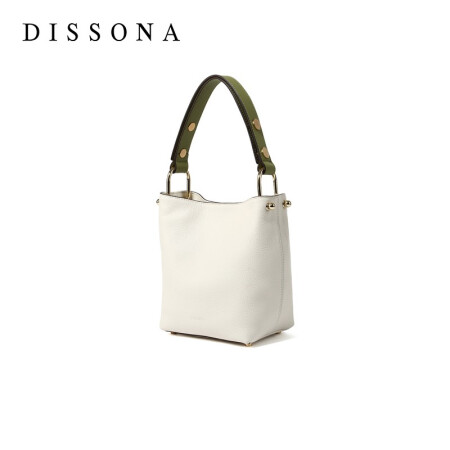 米白色