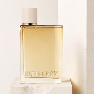 BURBERRY 博柏利 女士香水套装 (花与她逐梦伦敦EDP50ml+粉红恋歌迷你香氛+化妆包)