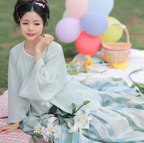SHANHAIJI 山海记 明制汉服 茶茶沙冰 女士圆领对襟短衫 牛油果酪酪 S