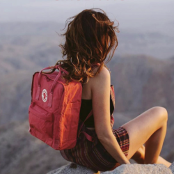 FJÄLLRÄVEN 北极狐 Fjallraven 北极狐 23510A 时尚双肩背包