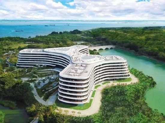 度假感不输海岛，还有1200m²儿童游乐场！广州南沙花园酒店 豪华园景大/双床房1-2晚套餐