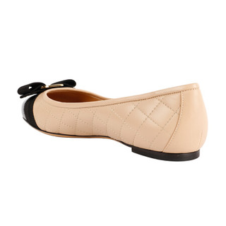 Salvatore Ferragamo 菲拉格慕 女士黑色/米色羊皮革/牛皮革芭蕾平底鞋 0702228_1D _ 75