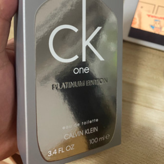 卡尔文·克莱 Calvin Klein CK ONE系列 卡雷优中性淡香水 EDT 铂金版 100ml