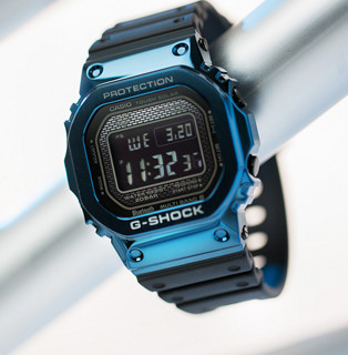 CASIO 卡西欧 G-SHOCK金属进化系列 43.2毫米太阳能电波腕表 GMW-B5000G-2