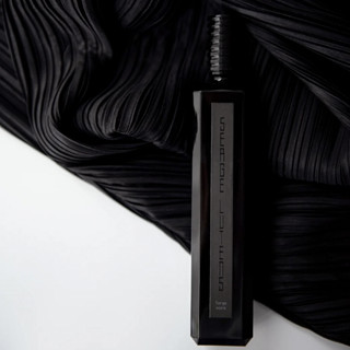 SERGE LUTENS 芦丹氏 摩天大楼系列 黑色赛吉中性浓香水 EDP