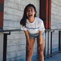 champion 草写logo圆领短袖T恤 regular线