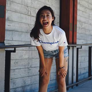 champion 草写logo圆领短袖T恤 regular线