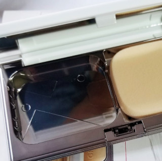 SHISEIDO 资生堂 REVITAL GRANAS粉饼粉盒 滋润型PS 单个装