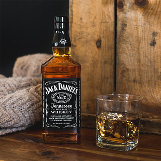 JACK DANIEL‘S 杰克丹尼 黑标 调和 田纳西威士忌 40%vol 700ml*6瓶