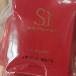 GIORGIO ARMANI beauty 阿玛尼彩妆 迷情挚爱女士浓香水 EDP 1.2ml