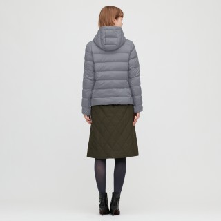 优衣库 女装 高级轻型羽绒连帽外套 429454 UNIQLO(150/76A/XS、07 青灰色)